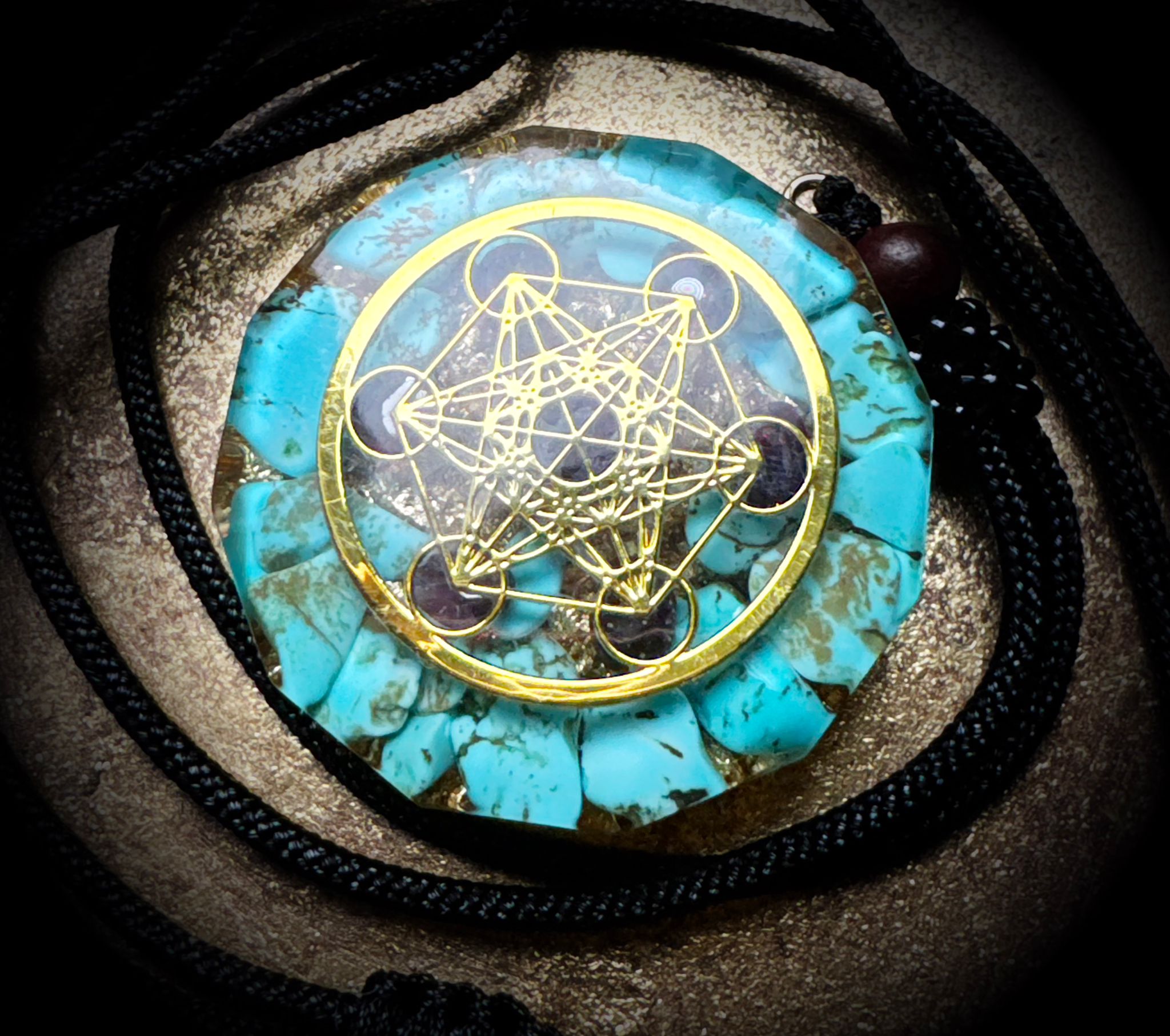 Orgonit Energie-Amulett Türkis/Gold mit Metatron Symbol